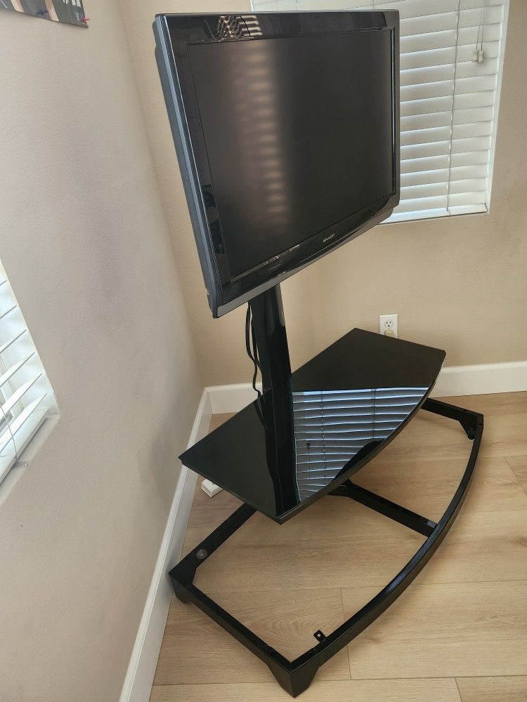 32" Sharp TV With Stand 