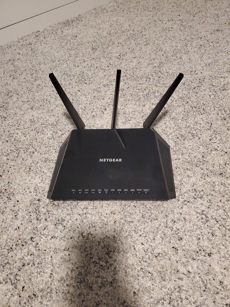 Netgear Nighthawk AC1750 Smart WiFi Router