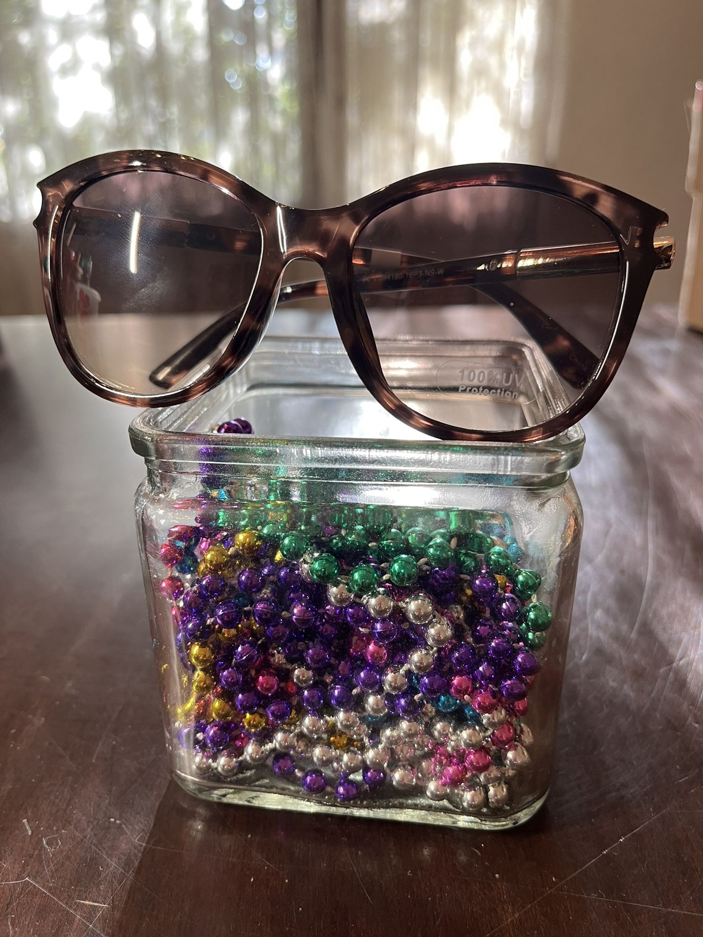 NEW Women’s Sunglasses 🕶️ 