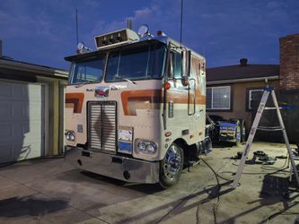 PETERBILT 1963 352 CABOVER