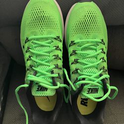 Nike Running Shoes Size 11  BUNDLE