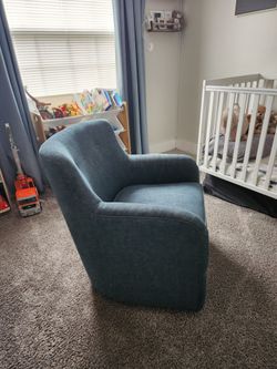 Swivel Glider Chair - Living Spaces