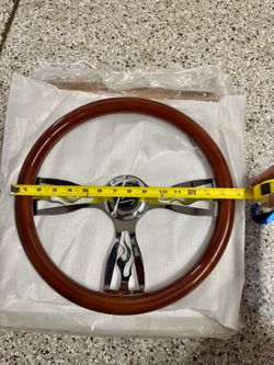 15 inch wood grain steering wheel. Honda. Toyota. NISSAN.