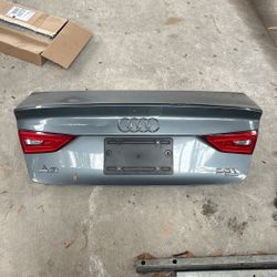 2018 Audi A3 Trunk Cover