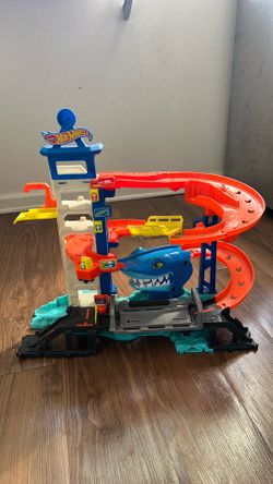 Shark Hot Wheel Set - Shark Attack
