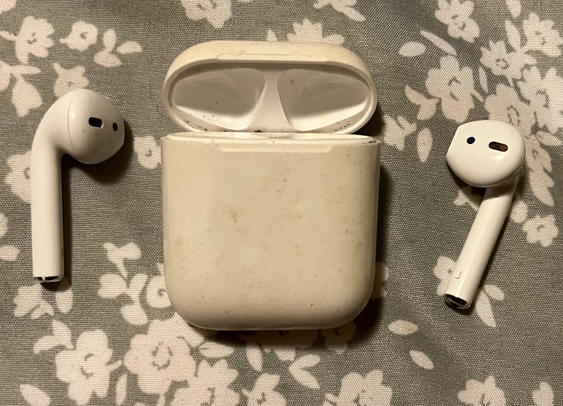 Apple AirPods For Sale