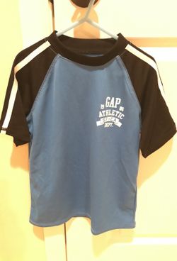 Gapkids athletic shirt...looks like Adidas
