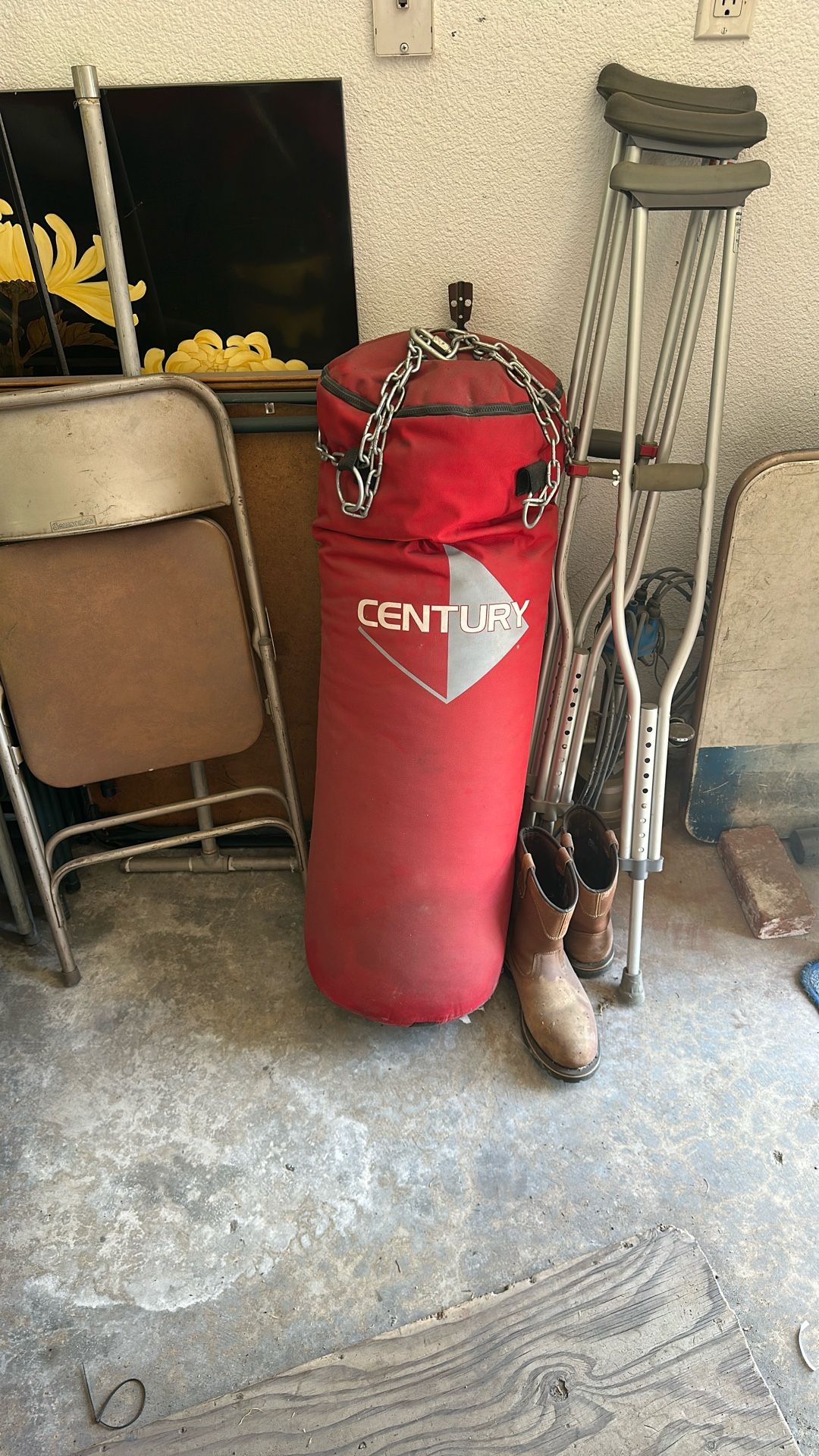 Old Century Boxing Bag (75 Lbs)