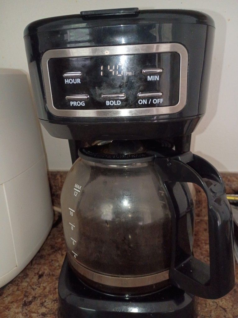 12 Cup Programmable Coffee Maker