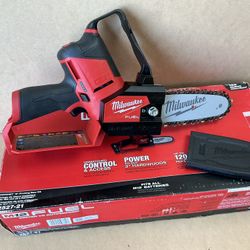 Milwaukee M12 FUEL 6 in. 12V Lithium-Ion Brushless Electric Cordless Battery Pruning Saw HATCHET (Tool-Only)