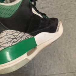 Pine Green Air Jordans 3