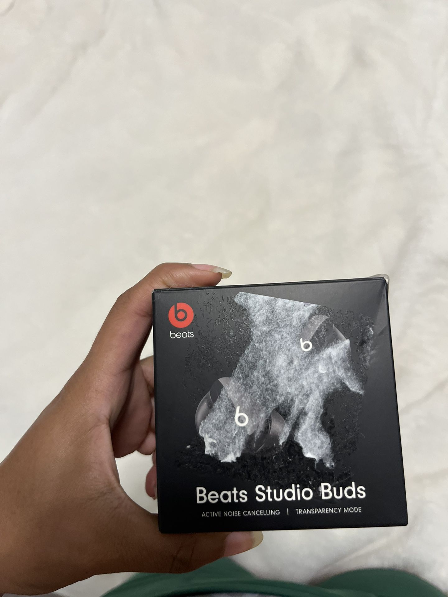 Beat Studio Buds 