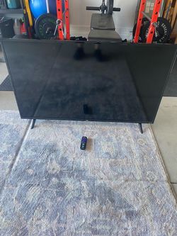 44" Roku TV