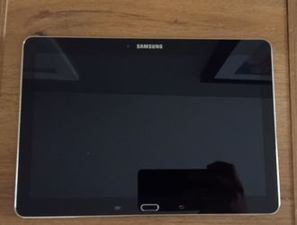 Samsung Galaxy Note Tablet 10.1 (9.5/10 Condition. Like new)
