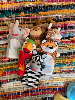 Play pretend puppets for toddlers Montessori