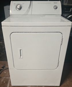 By Whirlpool Electric Dryer. FREE DELIVERY TO GROUND LEVEL ONLY