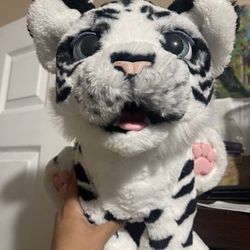 Furreal Friends White Tiger Ivory