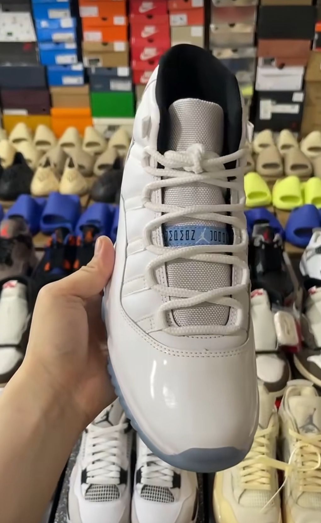 Jordan 11