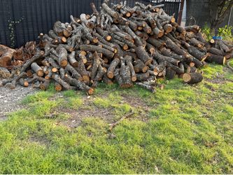 Only $30 a PICKUP TRUCK LOAD of Oak Firewood for BBQ! Hurry before gone!