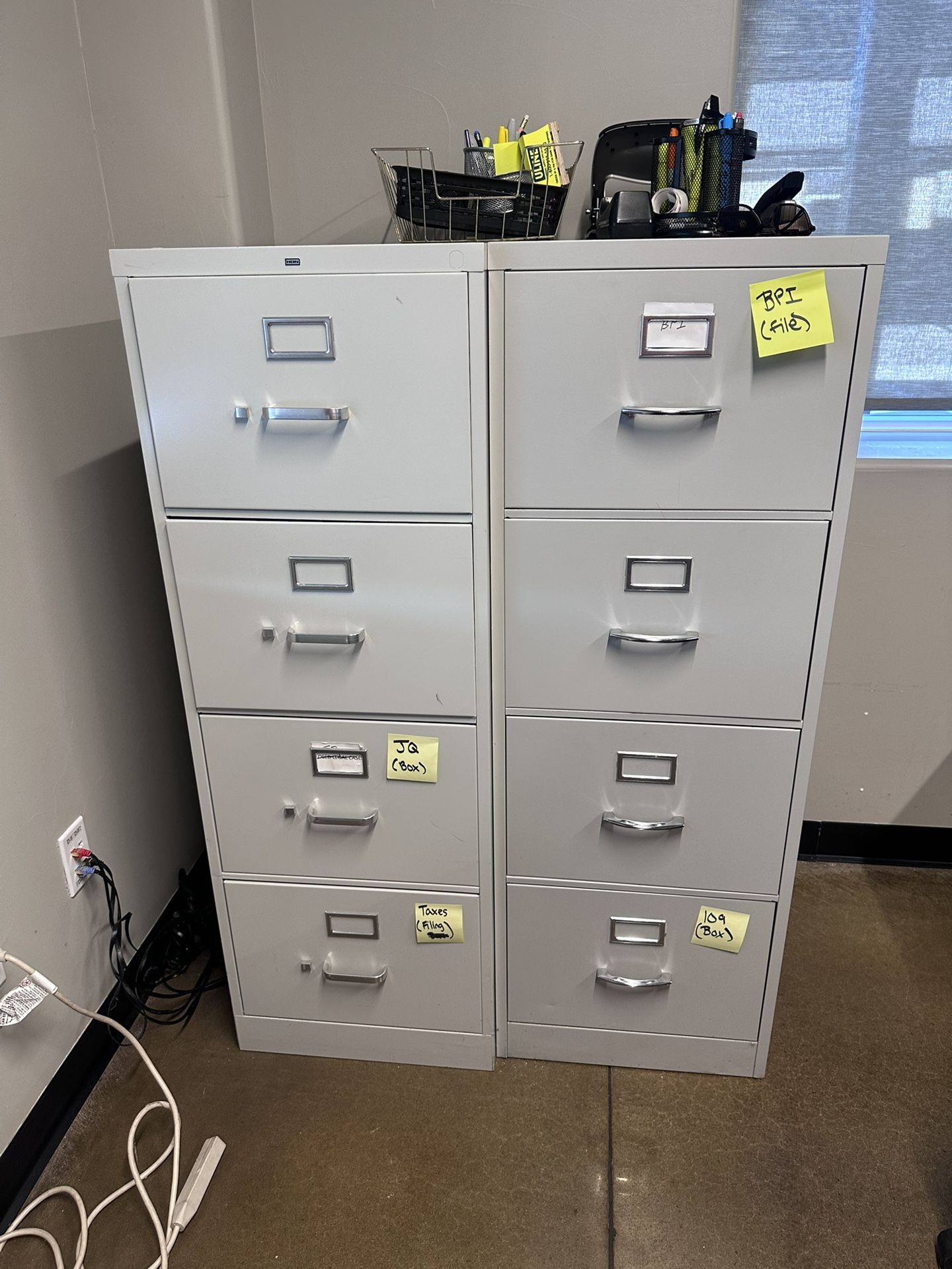 Filing Cabinets 