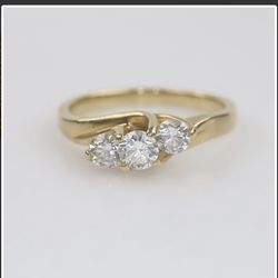 Engagement/Diamond ring (14k) Size 12