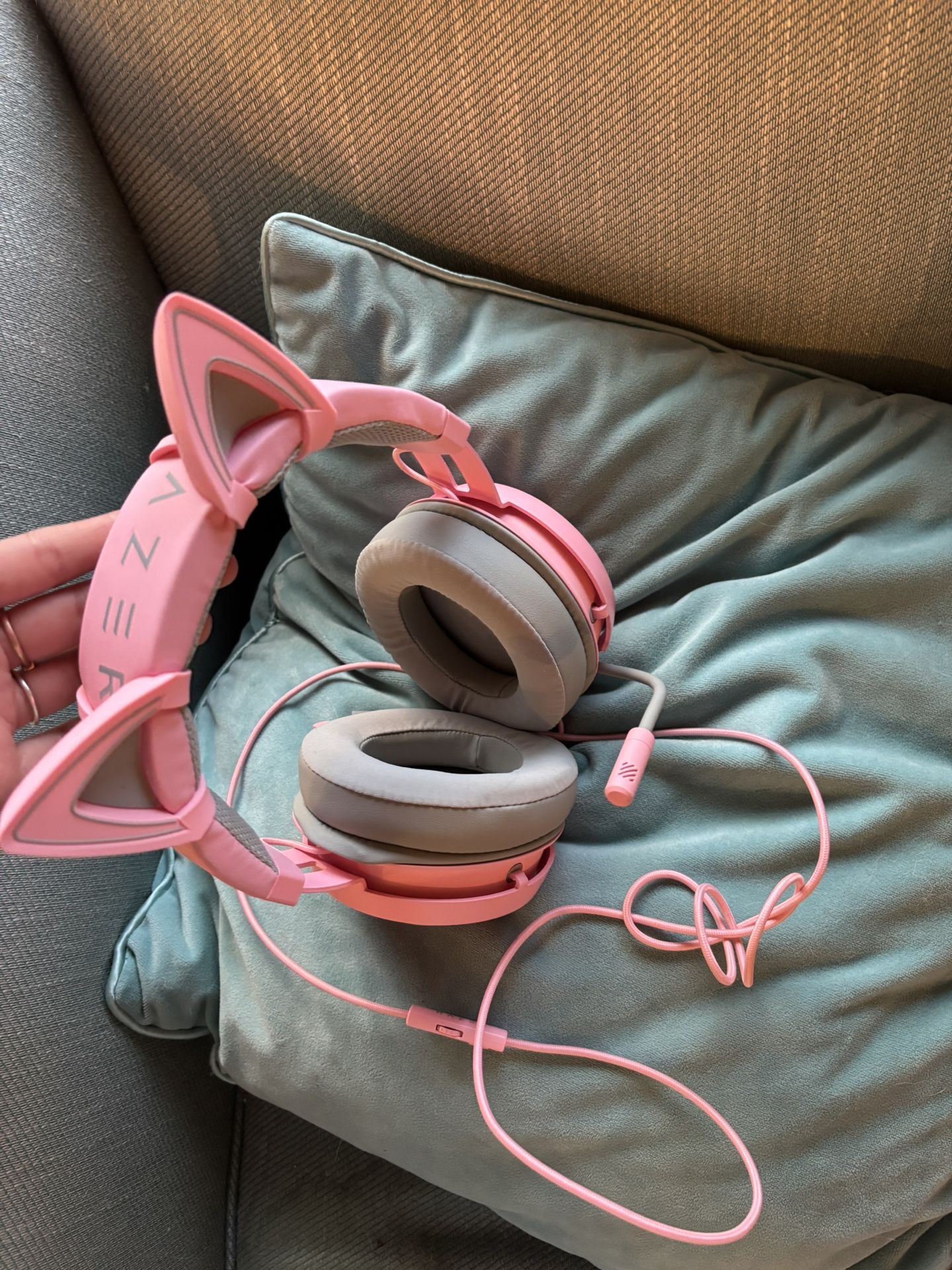 kraken kitty headphones