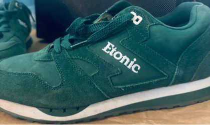 Etonic Trans am Nubuck / Moss. Size 10