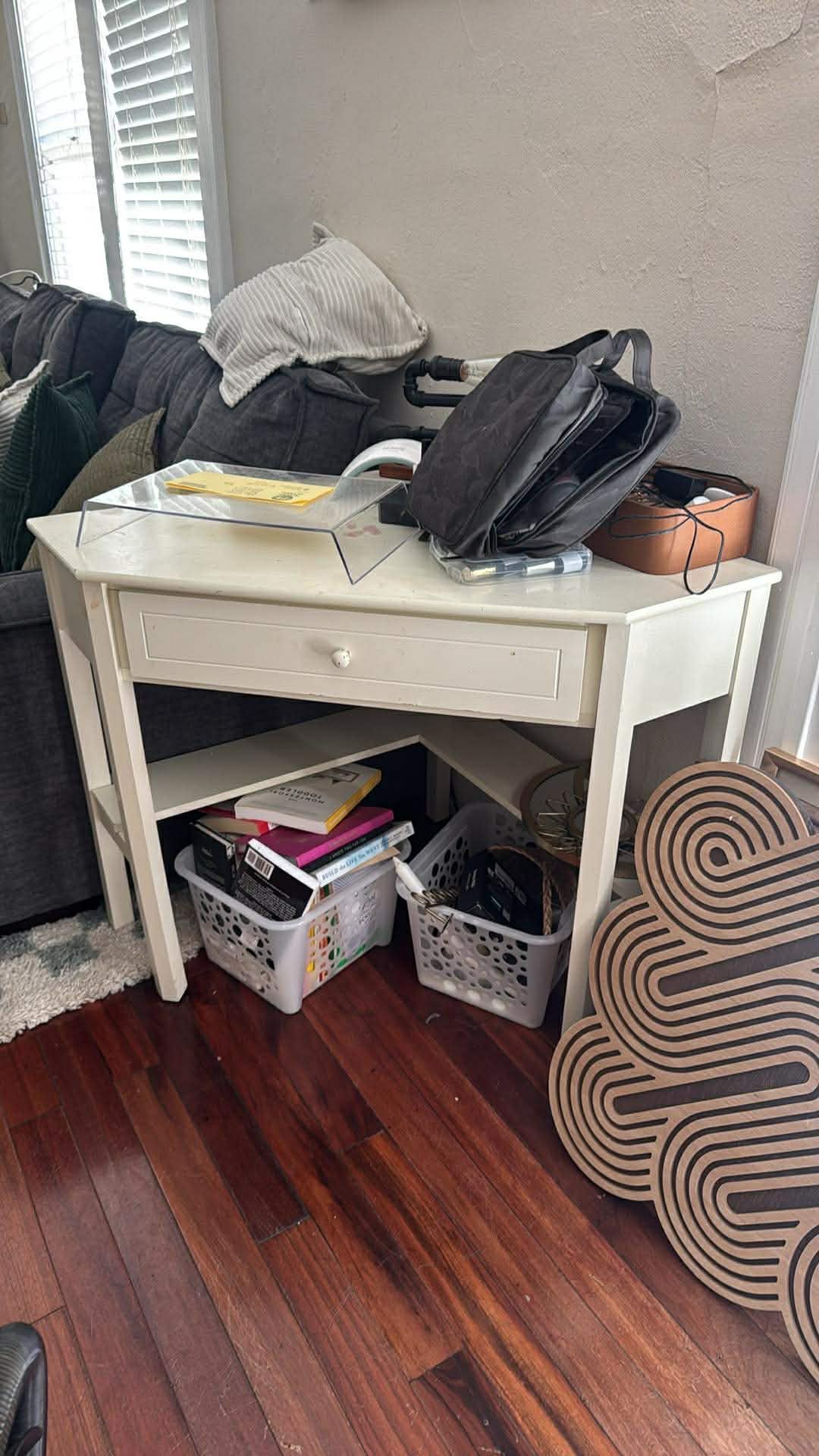 Corner Desk