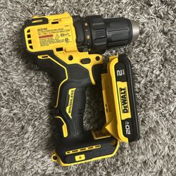 Dewalt Dcd793/battery