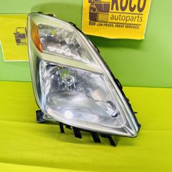2004 2005 2006 Toyota Prius Halogen Headlight Right/Passenger side OEM