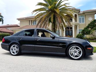 2005 Mercedes-Benz E 55 AMG