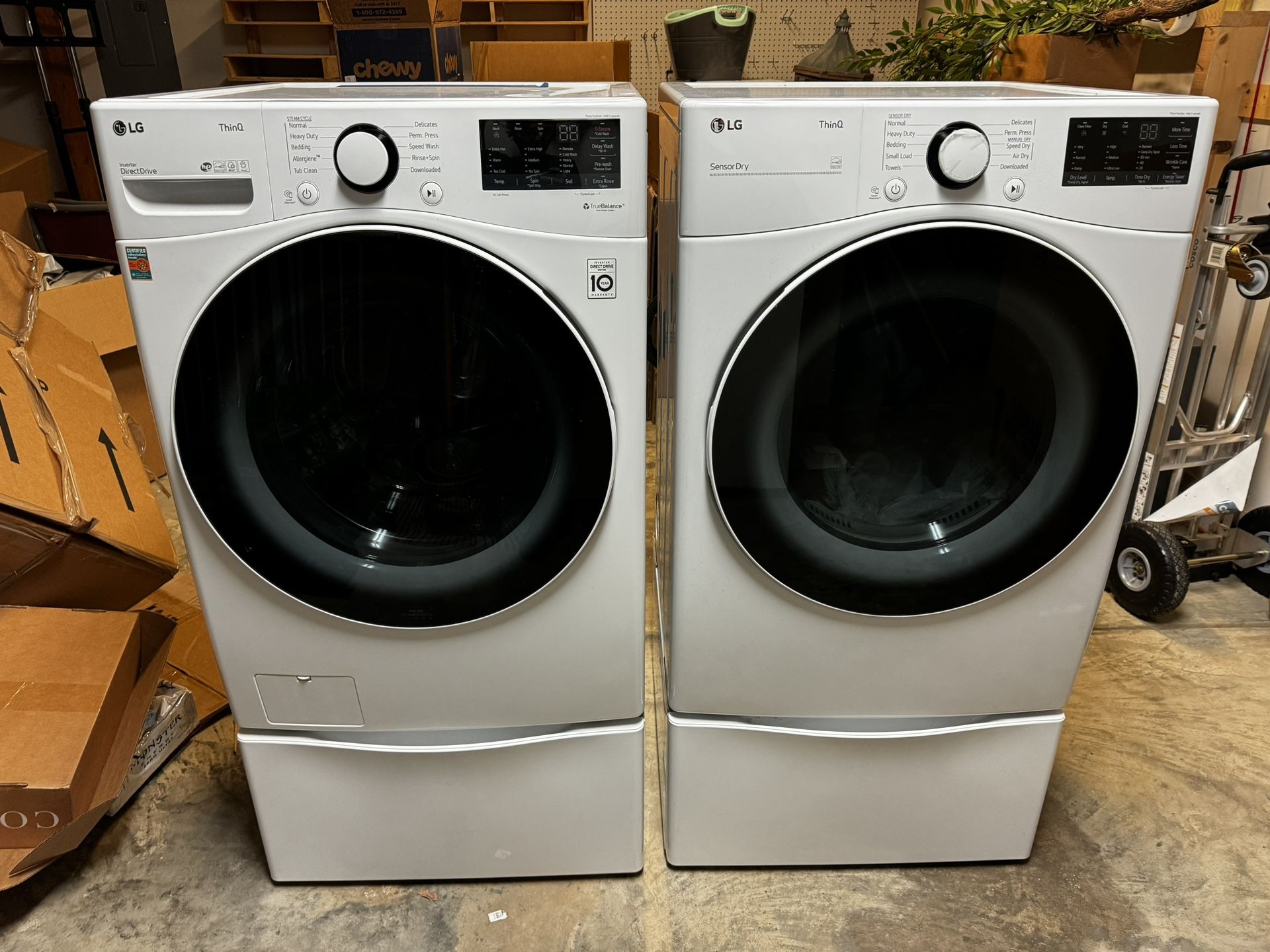 LG Ultra Large Capacity Electric Washer & Dryer With Storage