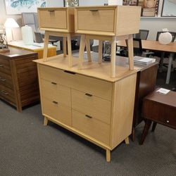 Modern Scandinavian Style Dresser & Nightstands Set