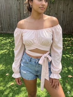 Blush pink off the shoulder crop top