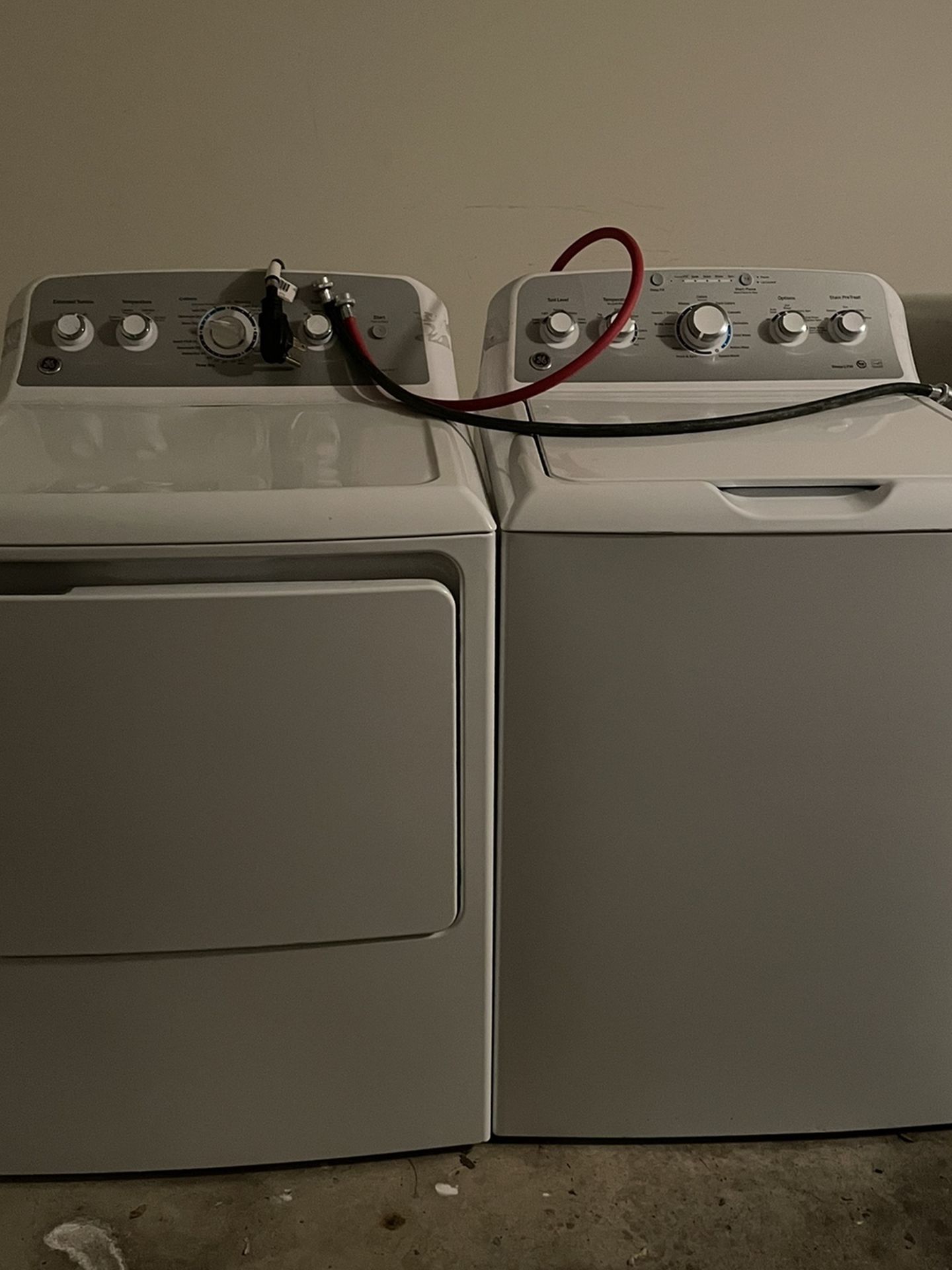 GE Washer Dryer Set