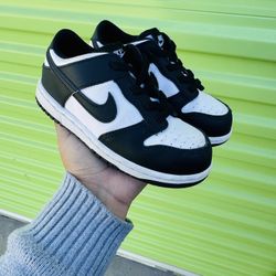 Toddler Nike dunk low Size 10C