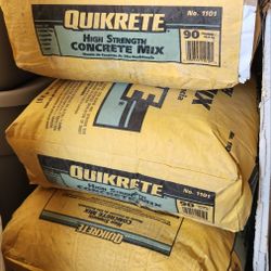 8 × 90 lb bags of Quikrete High-Strength Concrete Mix