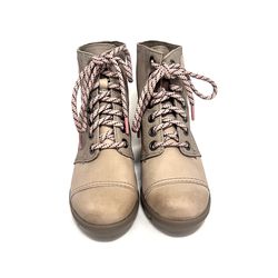 Sorel lace-up Boot Size 7