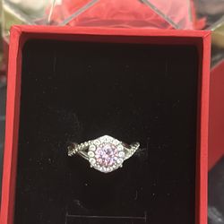 Size 9 Mossainte ring