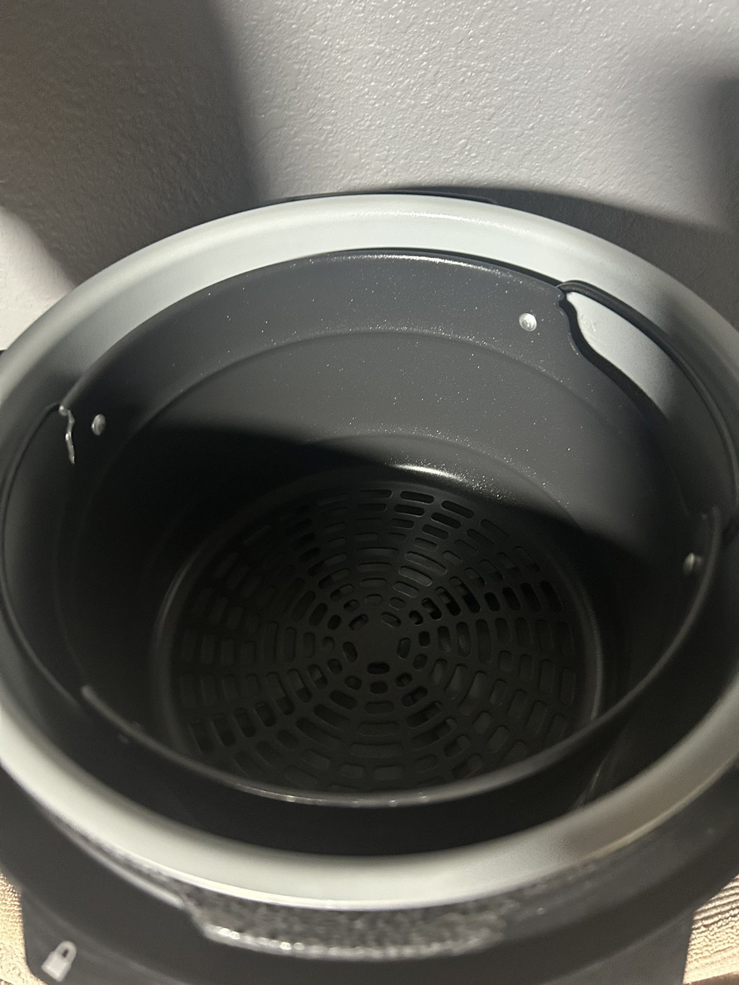 Ninja Foodi- Great Condition-NEED GONE ASAP!!