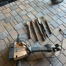 Bauer jackhammer