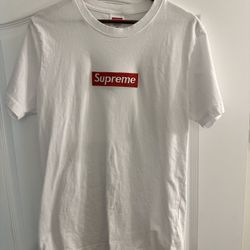 Supreme T-Shirt - Size S