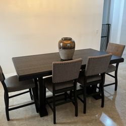 Dining Table With Chairs 