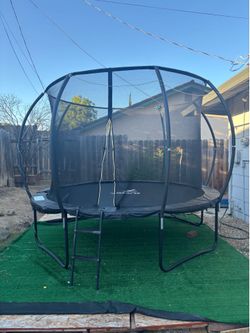 Trampoline