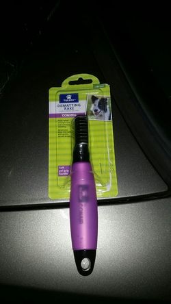 Conair dematting rake help safely untangle and minimize shedding