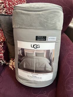 New UGG UGG Corey Full Queen Reversible Comforter Set
