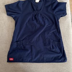 Dickies. Woman Scrub Top. Navy Blue. Size XS