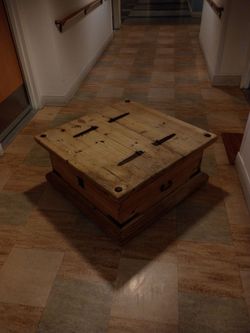 Farmhouse Trunk