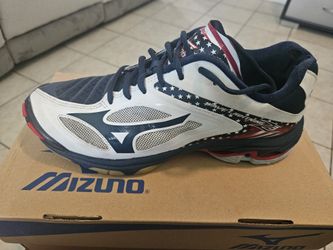Mizuno Women's Wave Lighting Z3 Volleyball Shoes