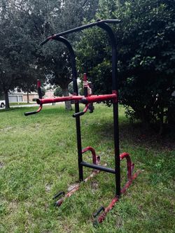 Pull up bar